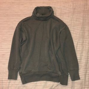Aerie sweatshirt